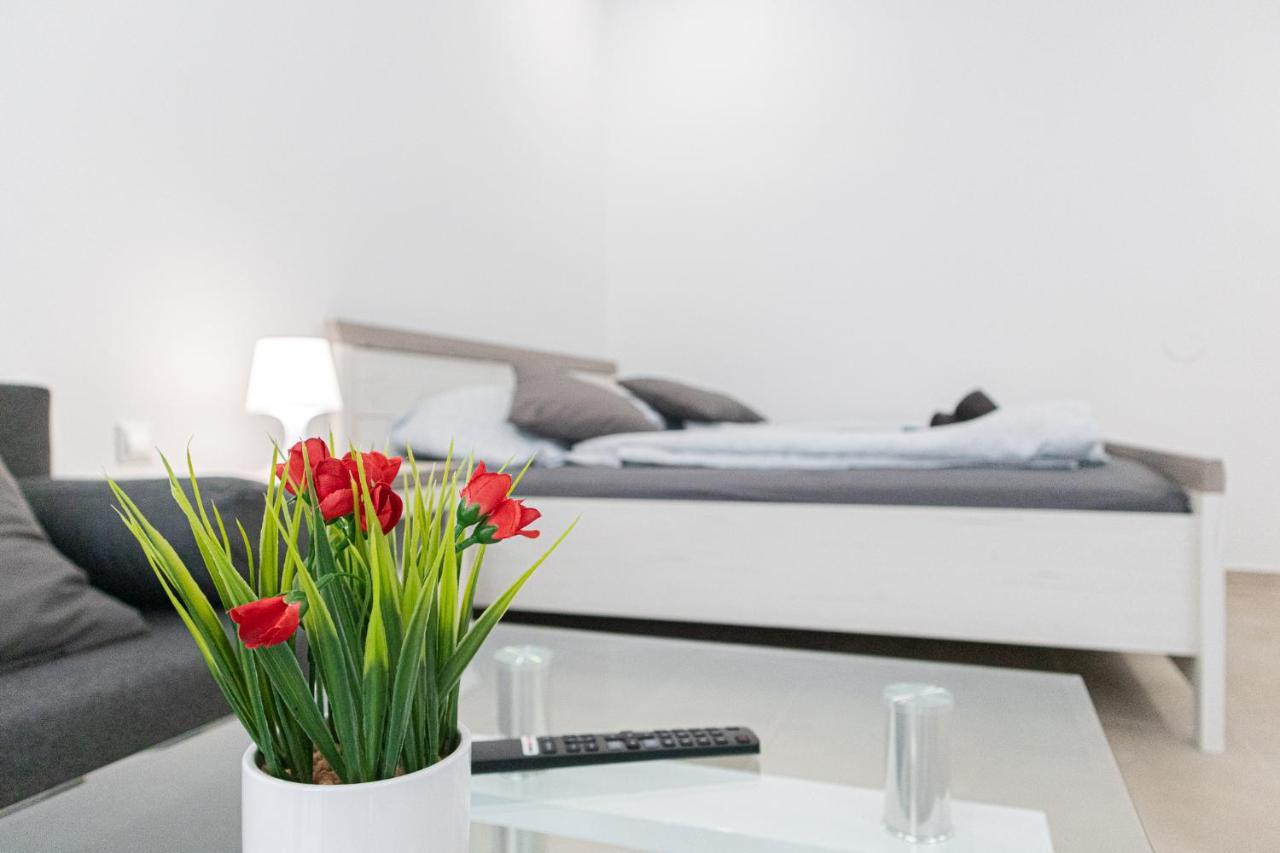 9 Min From City Center - Beautiful Studio Near U1 Reumannplatz Вена Экстерьер фото